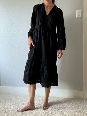 J Crew Black cotton eyelet V-Neck Long Sleeve Midi Dress sz M